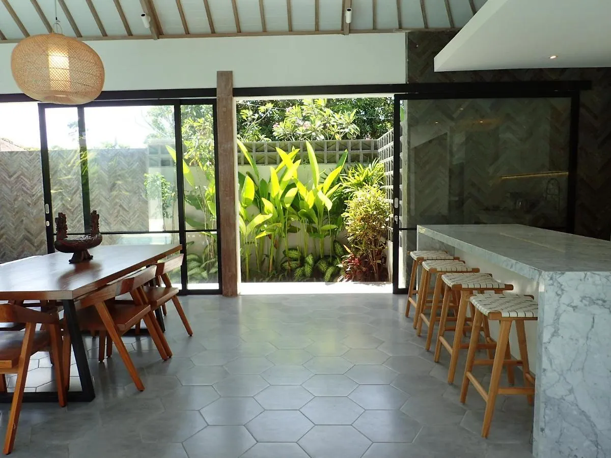 Villa Hujan 2 Seminyak