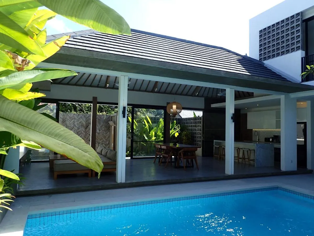 Villa Hujan 2 Seminyak