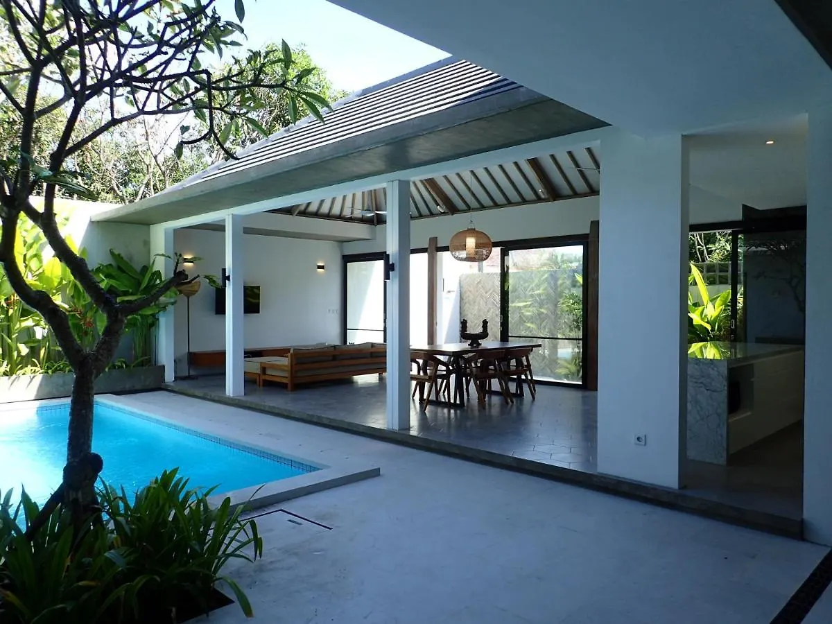 Villa Hujan 2 Seminyak